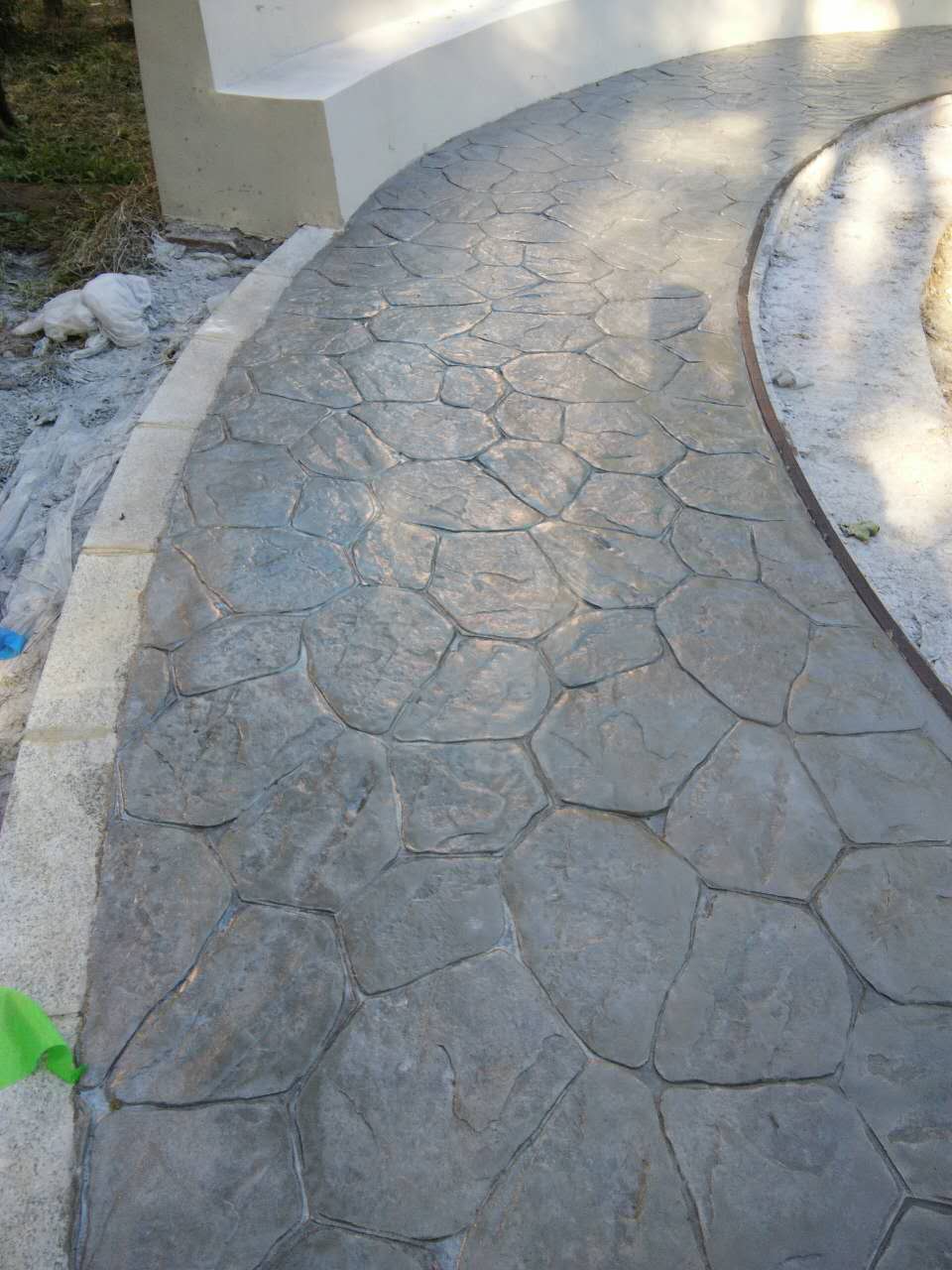 沈陽(yáng)北城建北上老樹(shù)林公園壓