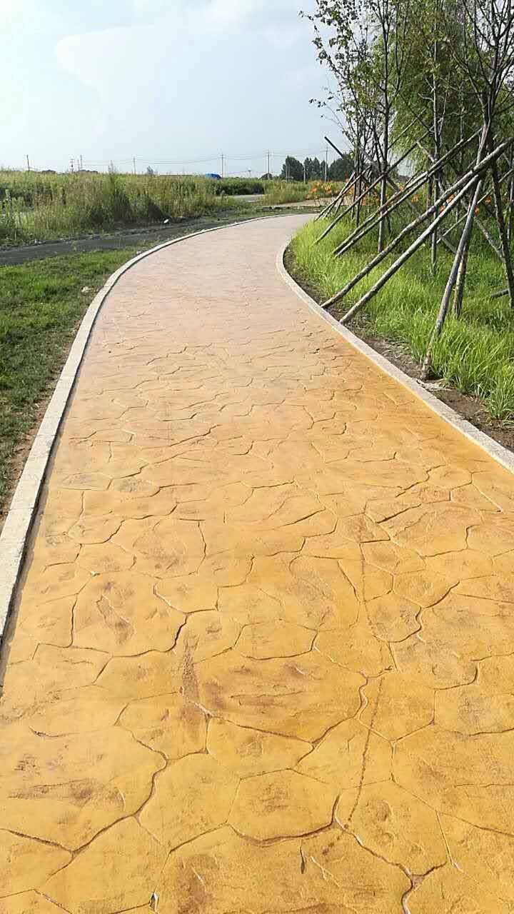 船營(yíng)區(qū)大紅土村壓模壓花地坪